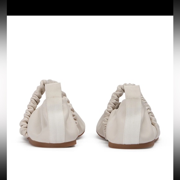 Tony Bianco Milano flats in size 8 (38) in dove softly - Picture 2 of 7